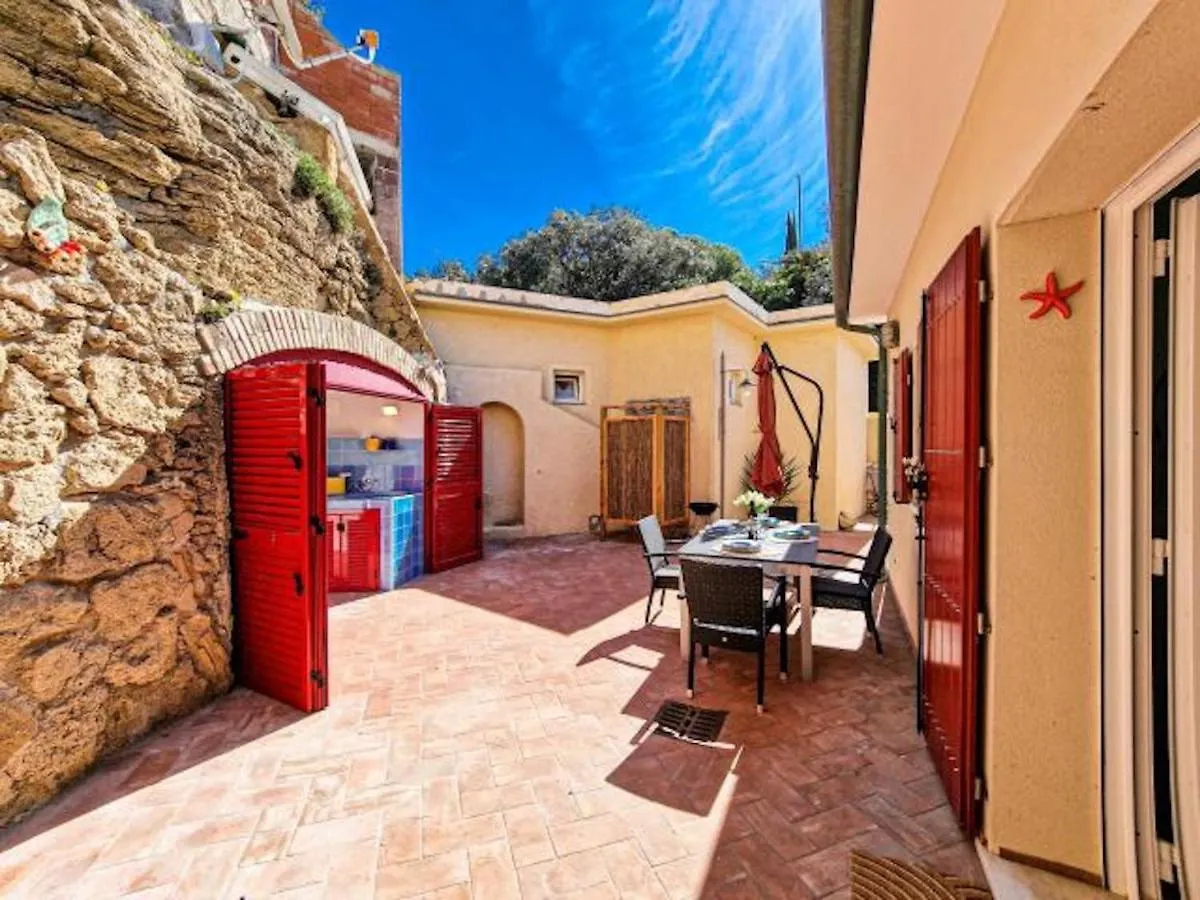 דירה קאפוליברי Villa Galatea Stella Marina איטליה